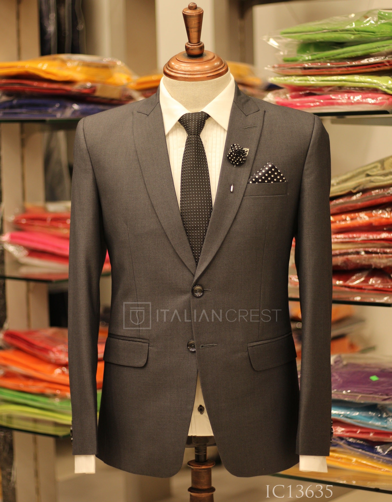 IC13635-Peak Lapel Suits