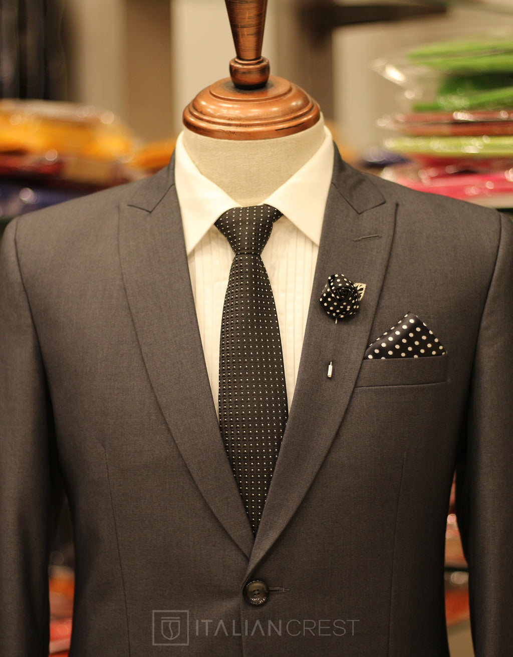 IC13635-Peak Lapel Suits