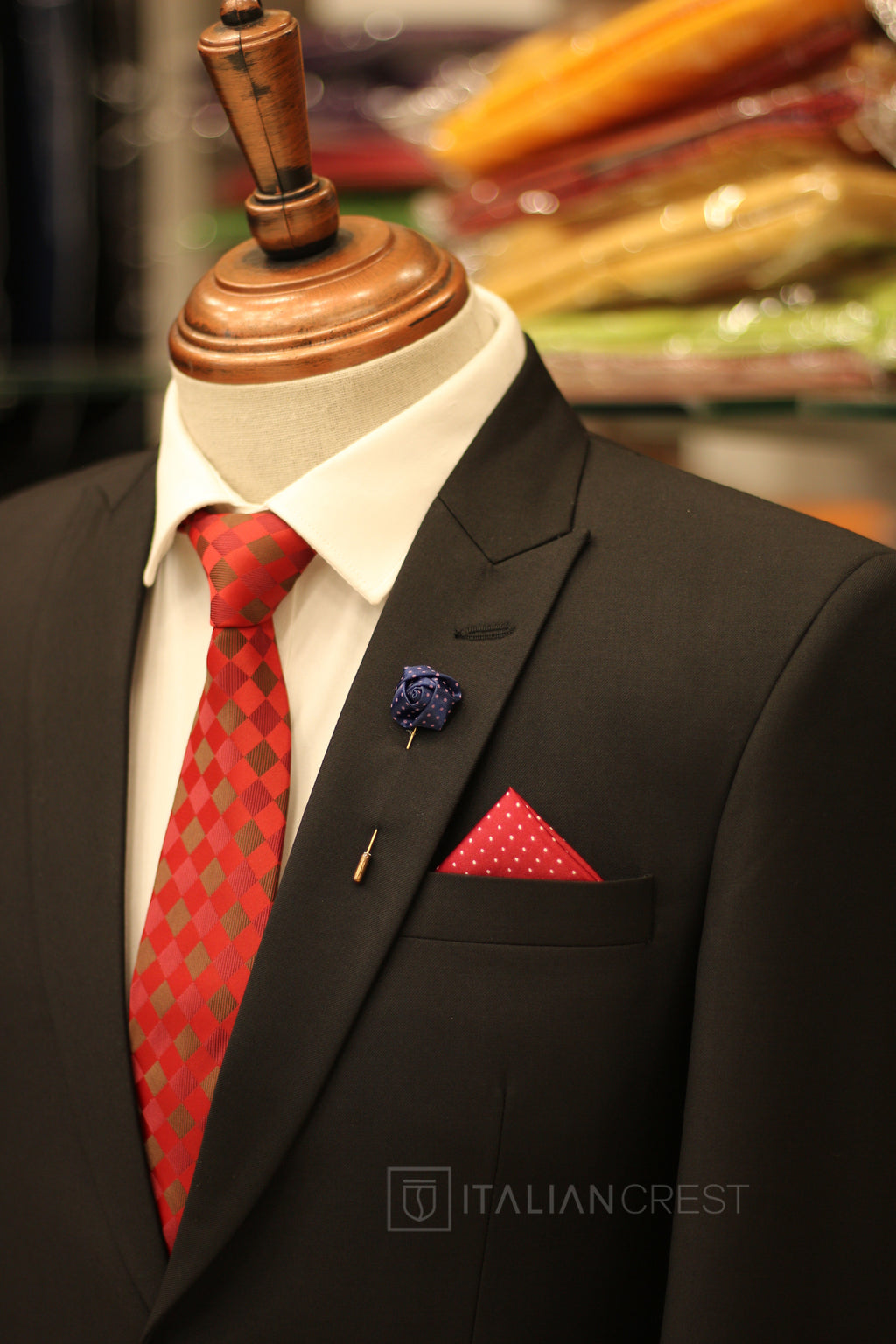 IC13654-Peak Lapel Suits
