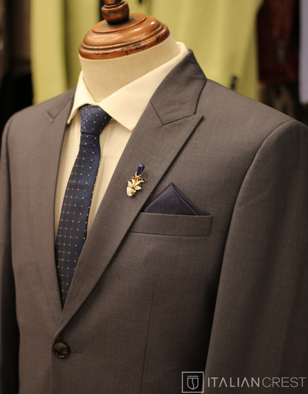 IC13662-Peak Lapel Suits