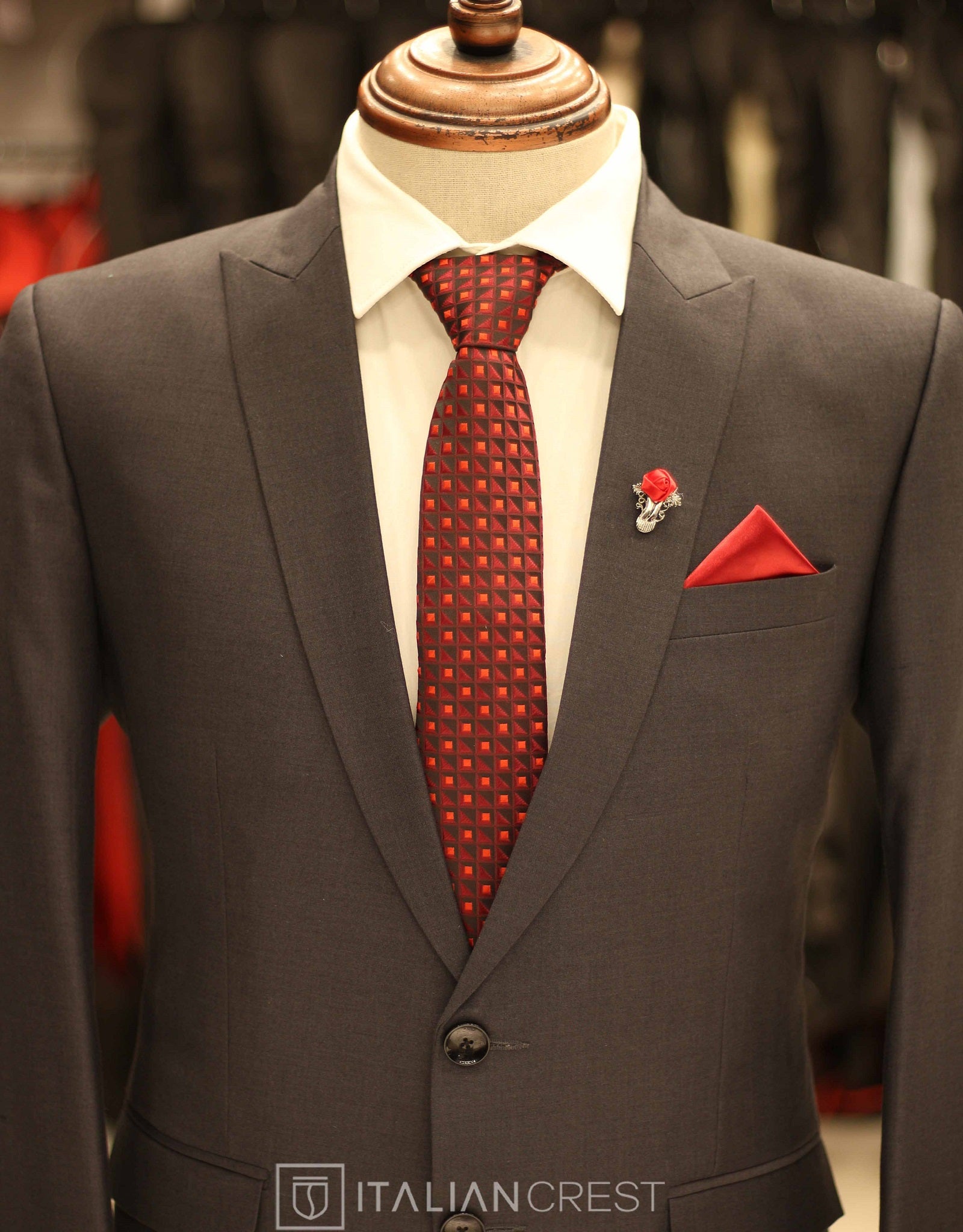 IC13666-Peak Lapel Suits