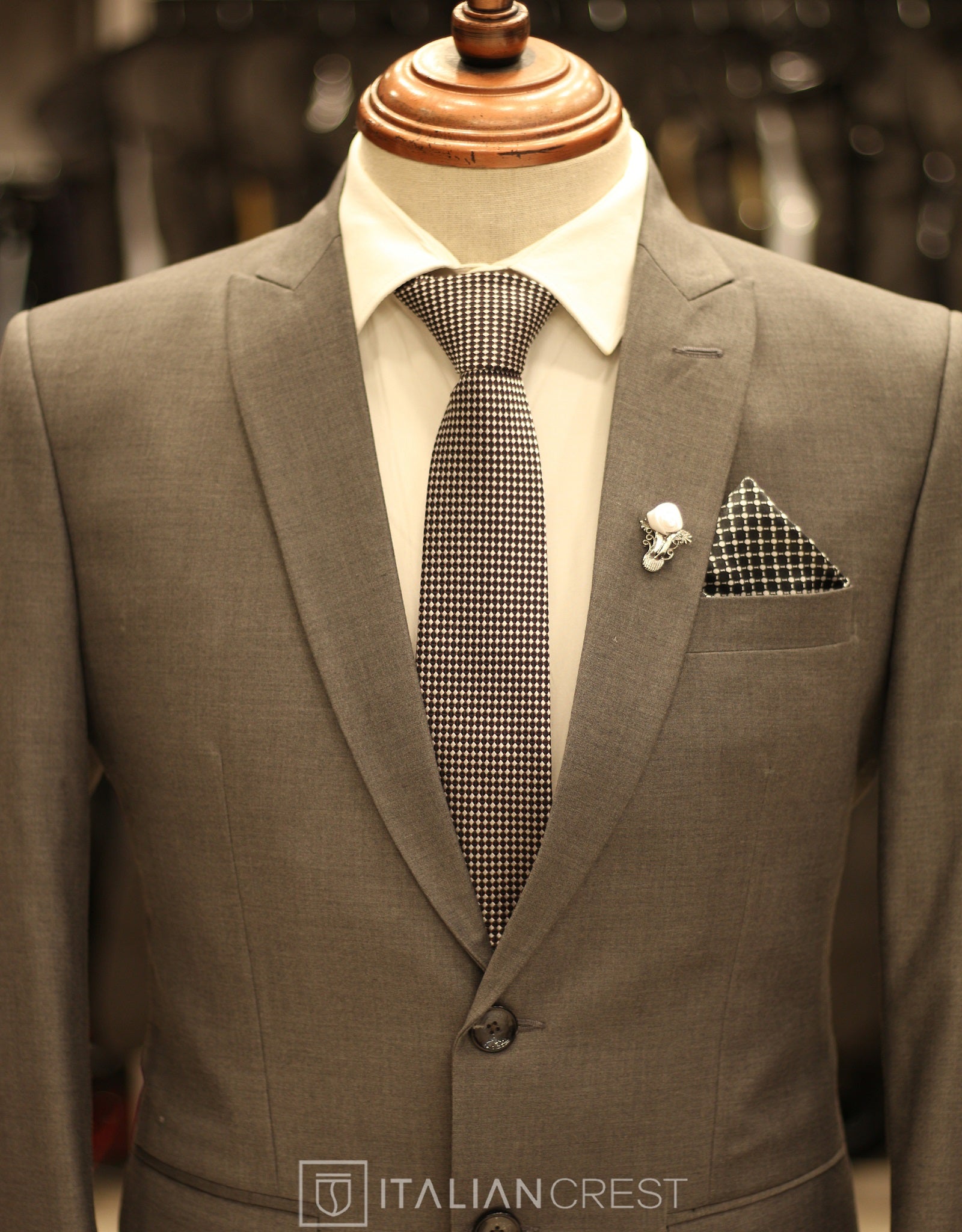 IC13667L-Peak Lapel Suits