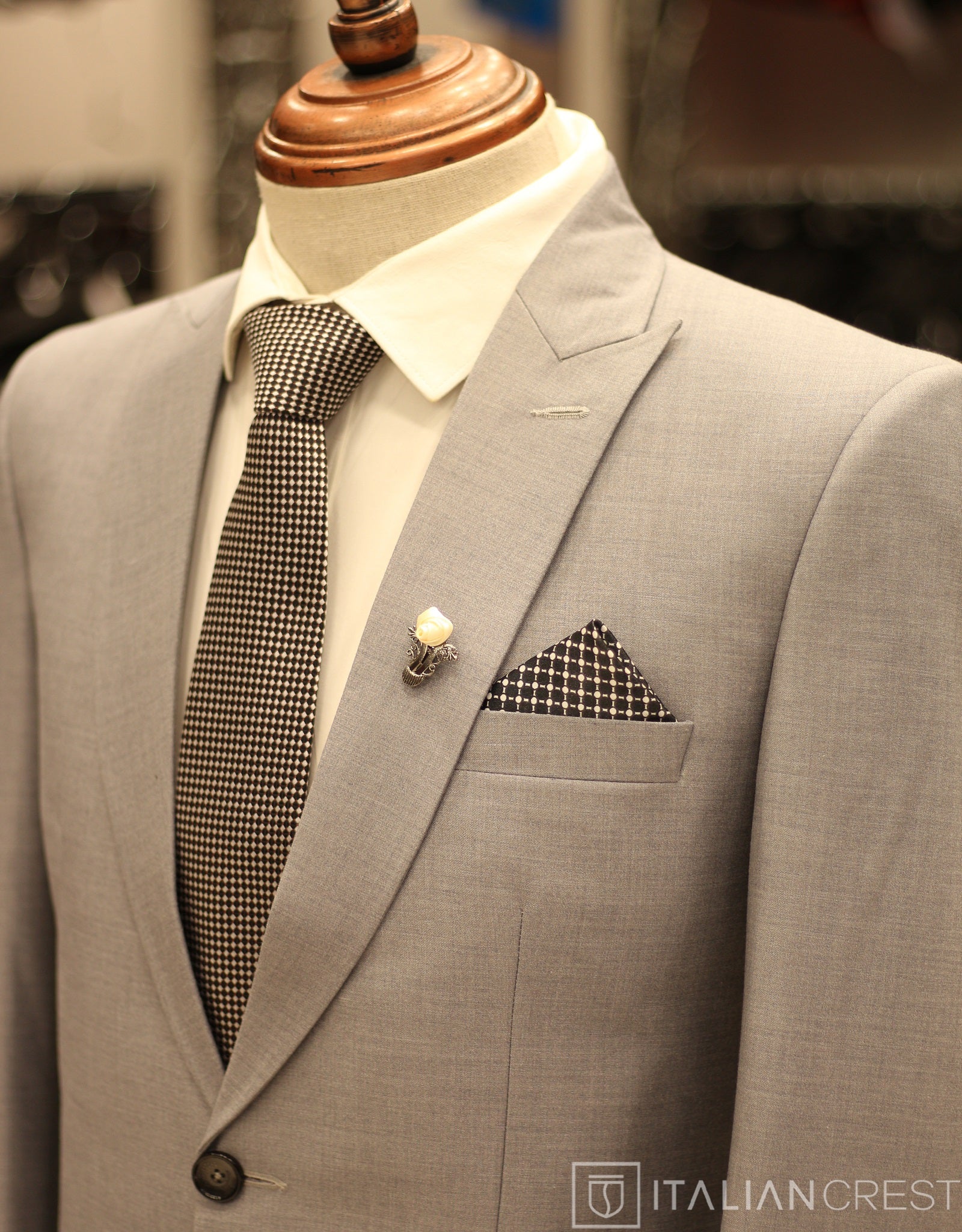 IC13669L-Peak Lapel Suits