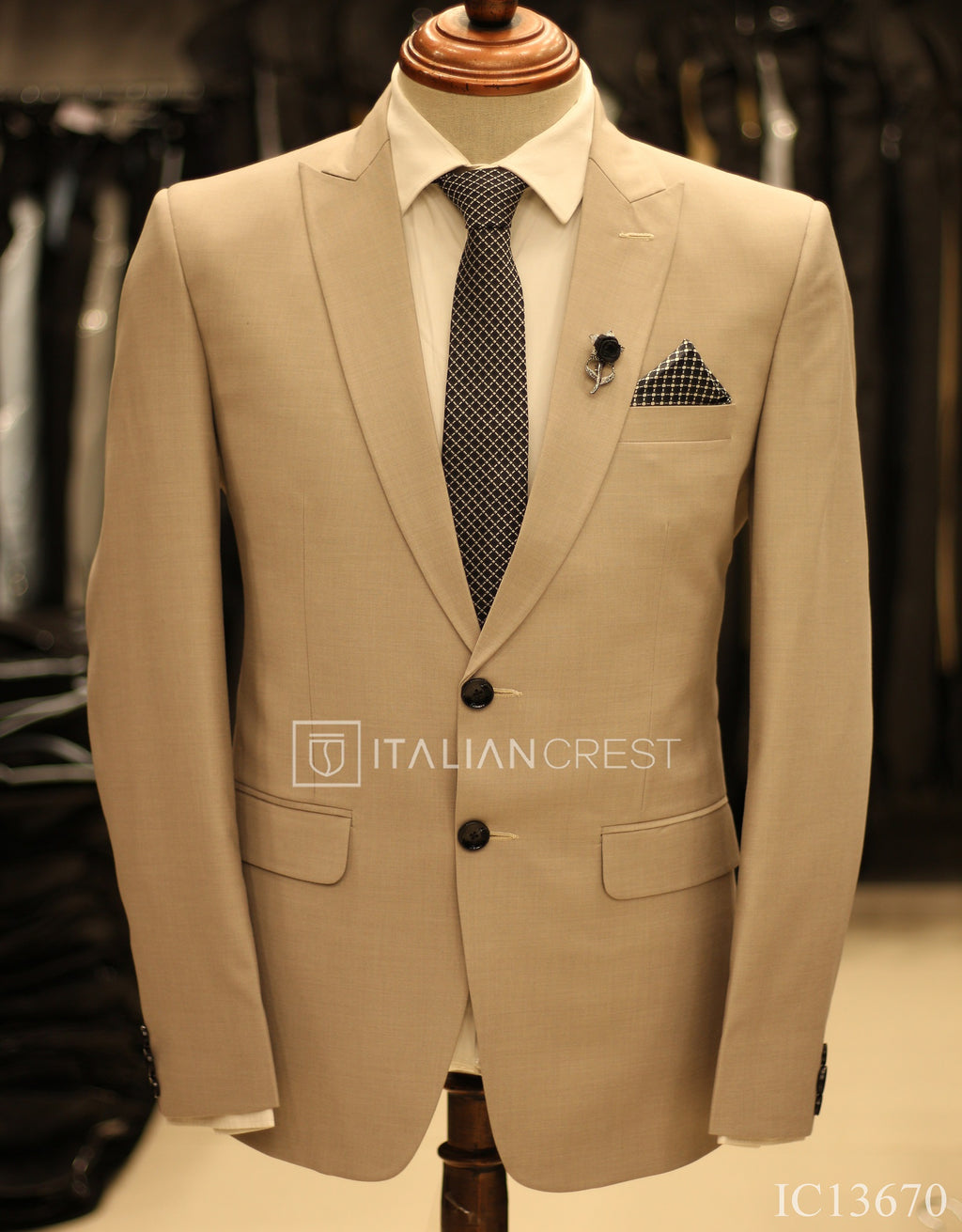 IC13670-Peak Lapel Suits