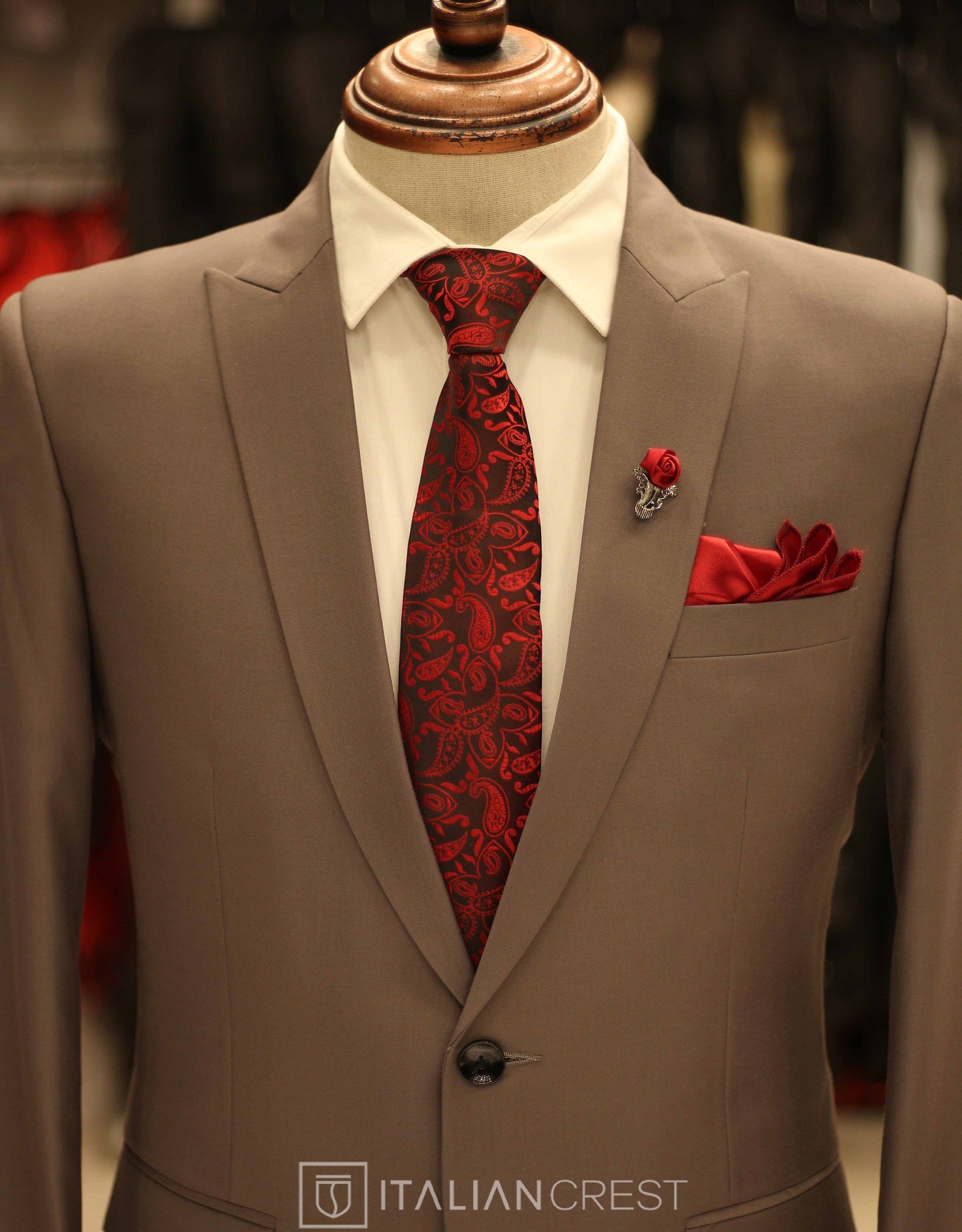 IC13671-Peak Lapel Suits