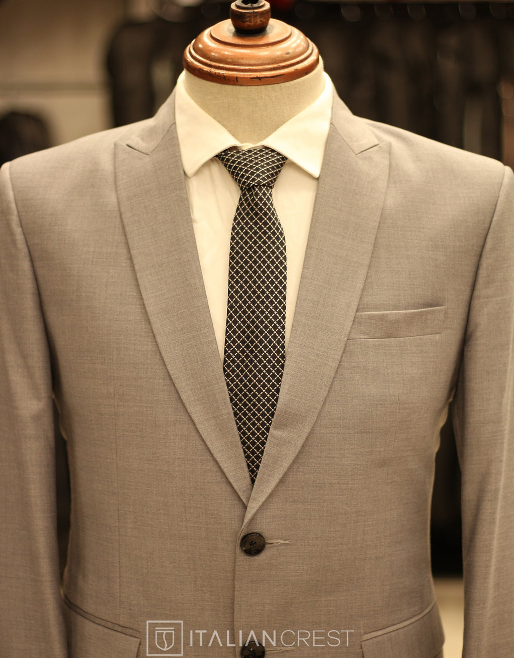 IC13679L-Peak Lapel Suits