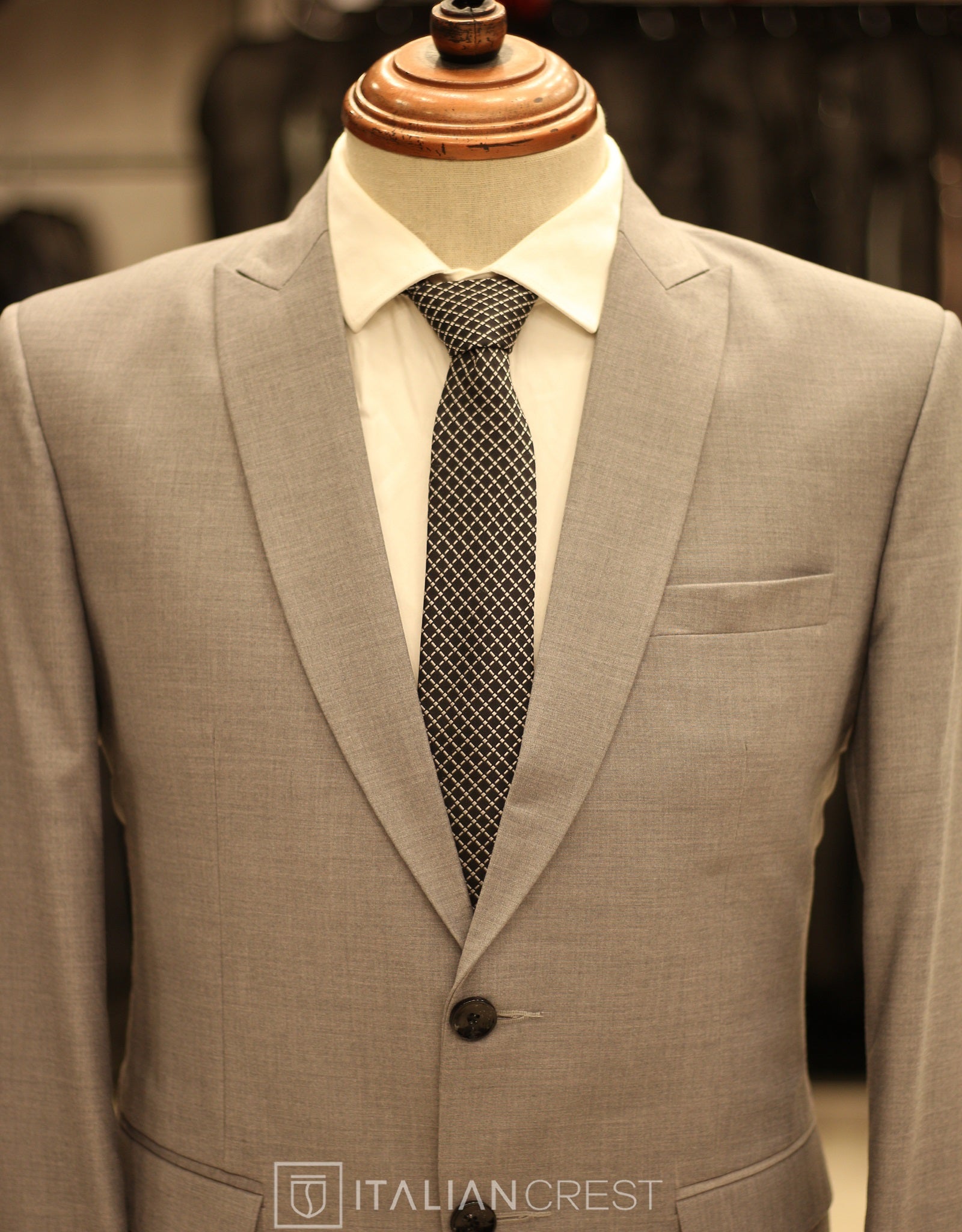 IC13679L-Peak Lapel Suits