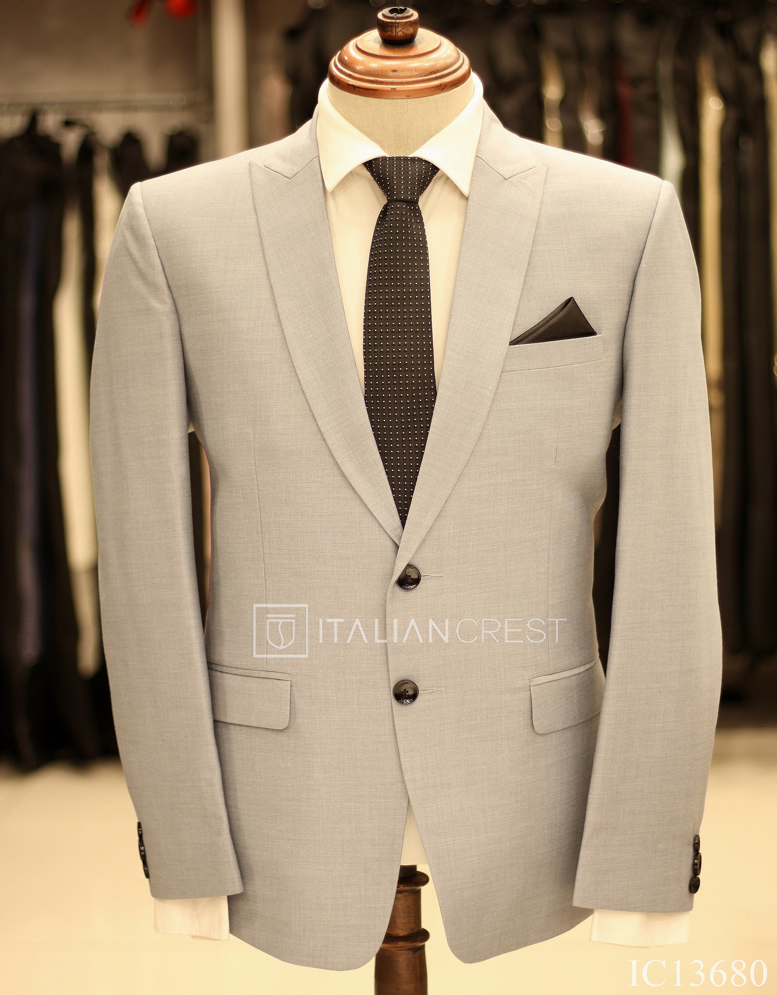 IC13680-Peak Lapel Suits