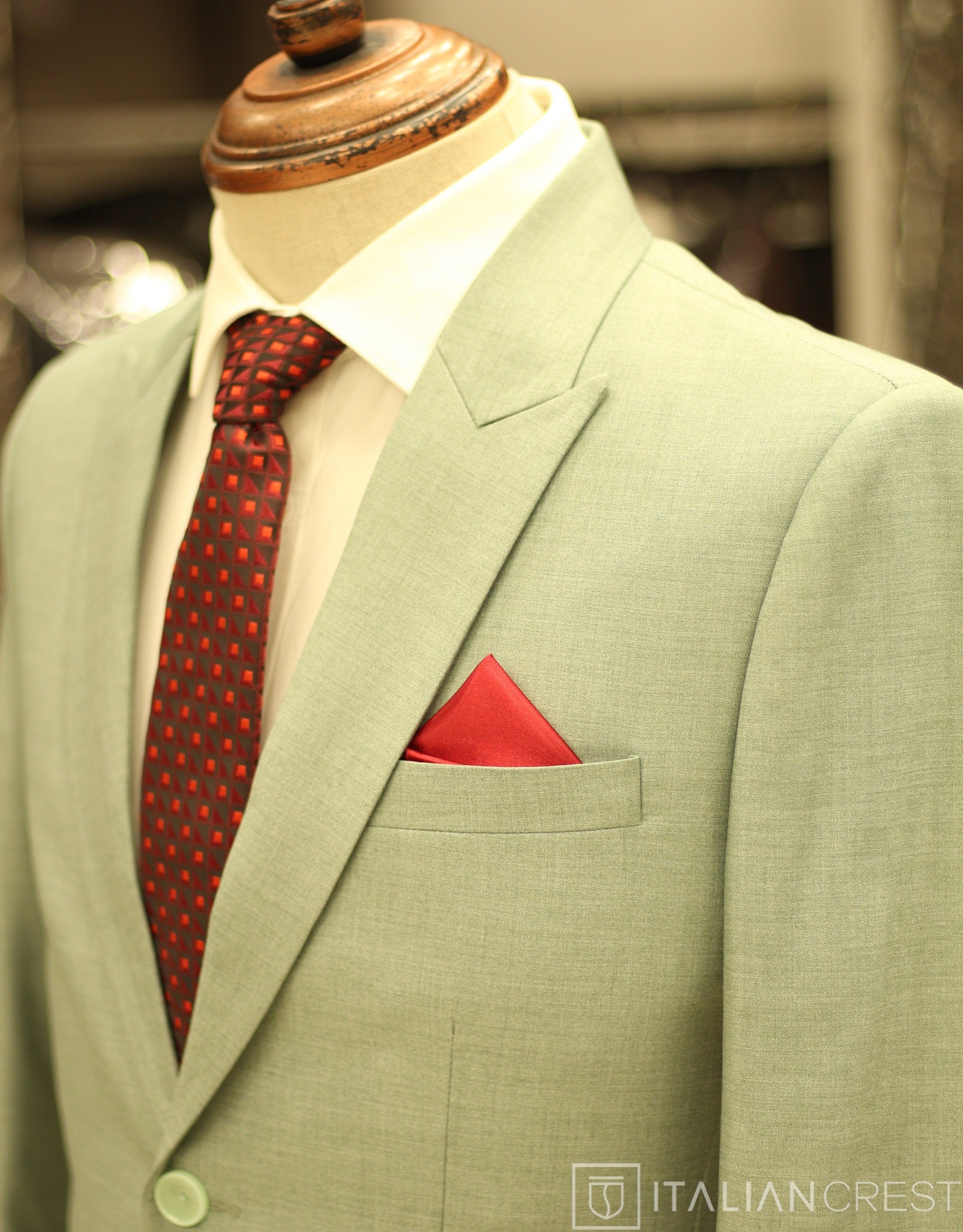 IC13681-Peak Lapel Suits