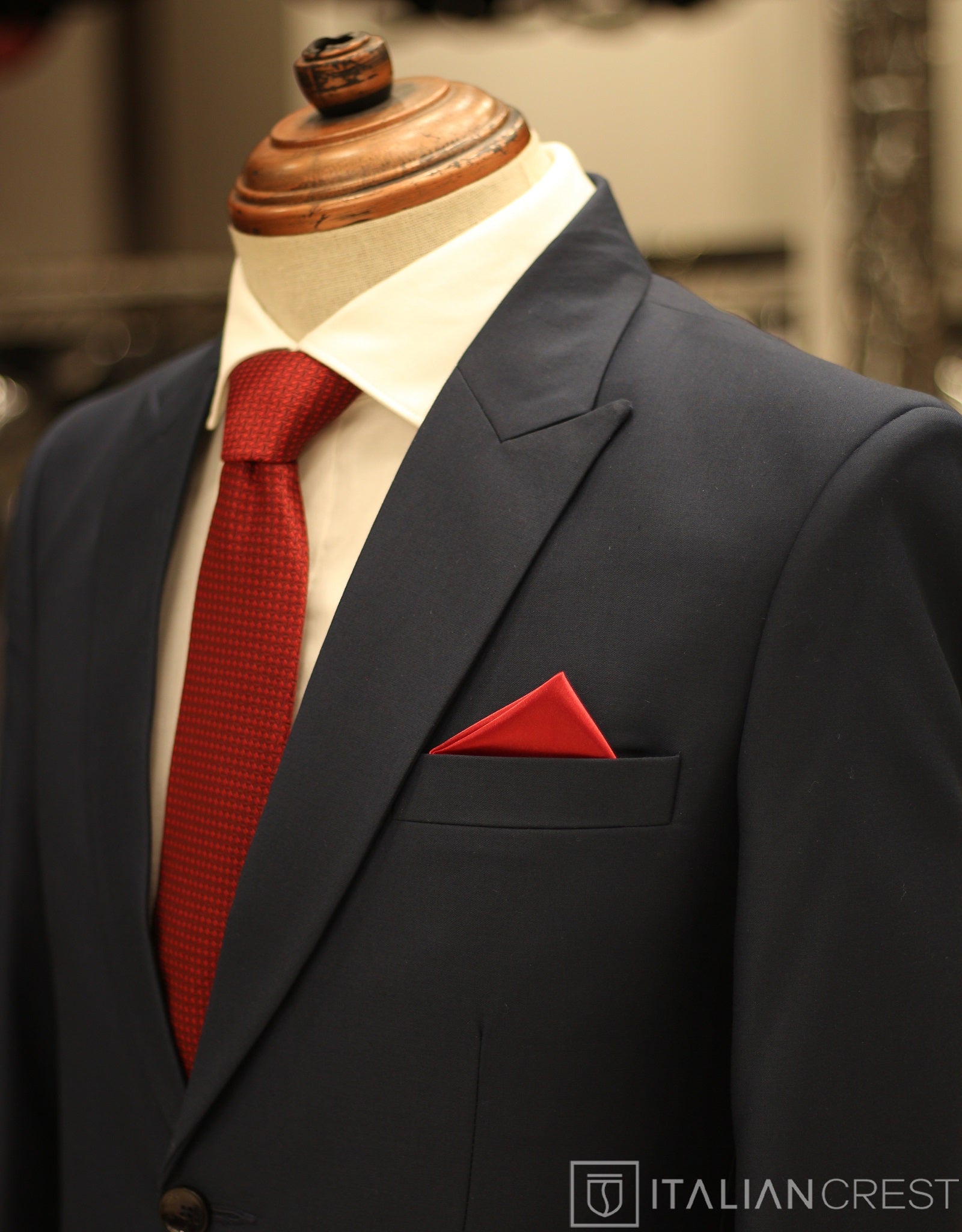 IC13692-Peak Lapel Suits