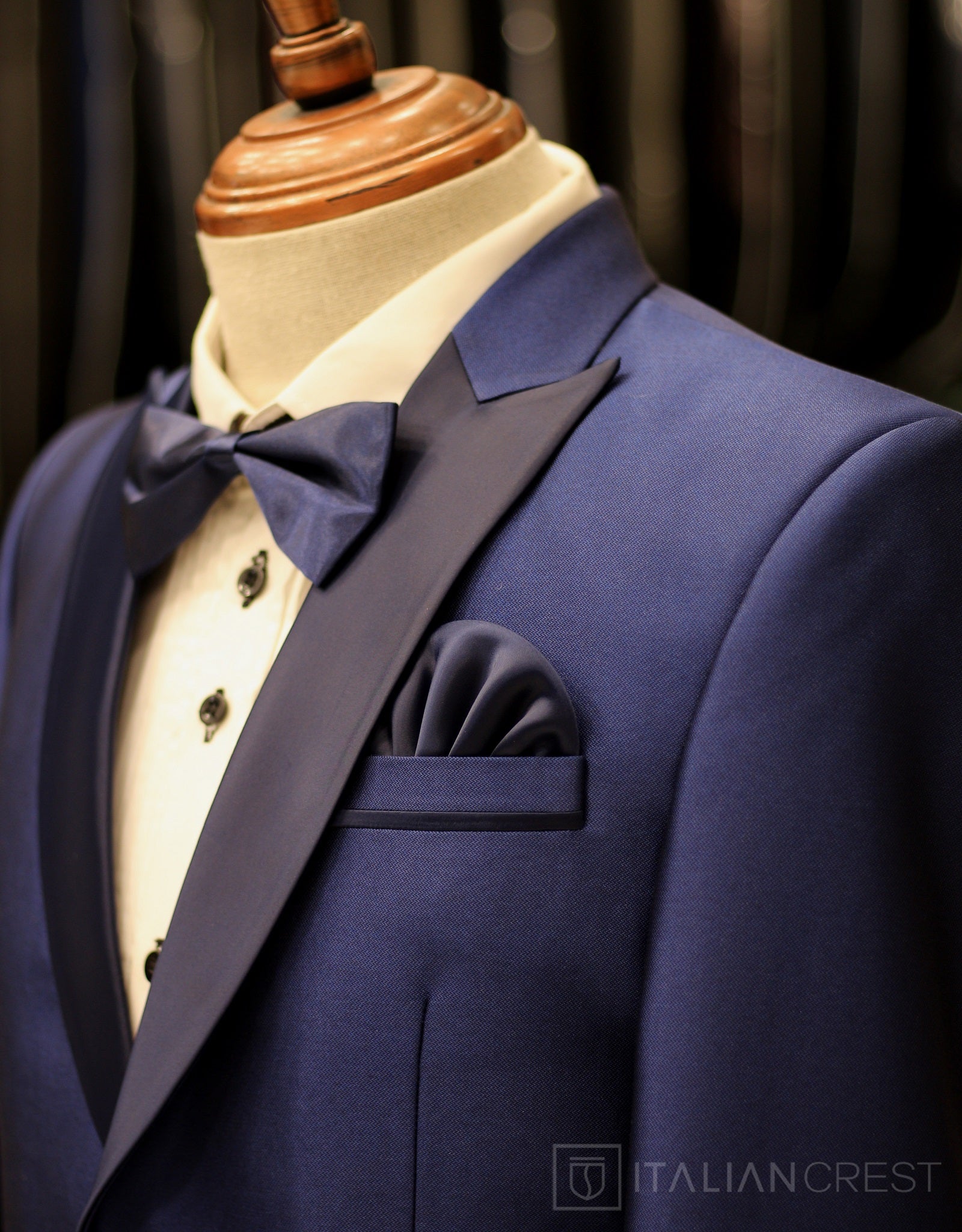 IC15316-Tuxedo Suits