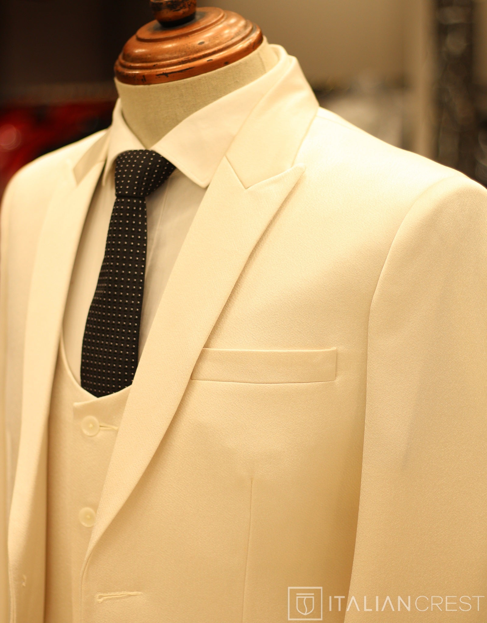 IC17541-3pc Peak Lapel Suits