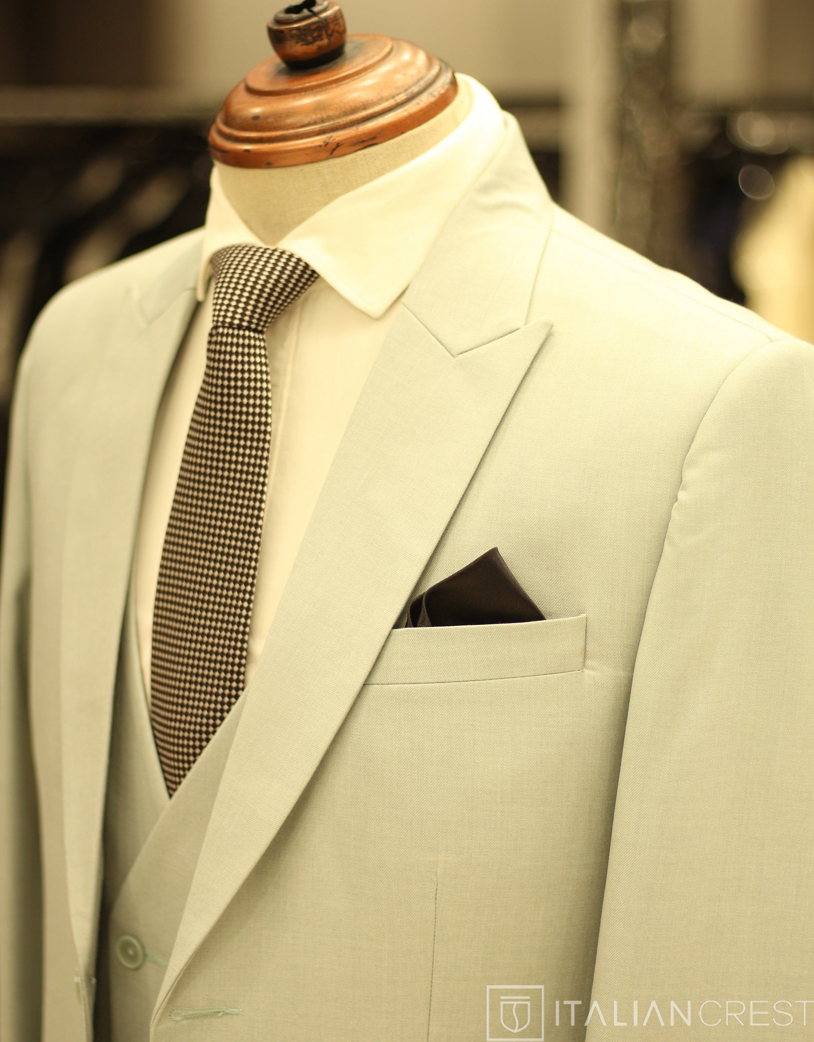 IC17549-3pc Peak Lapel Suits