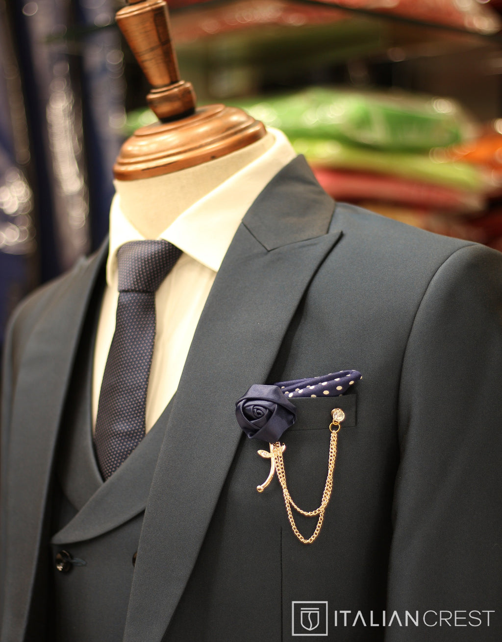 IC17638L-3pc Peak Lapel Suits