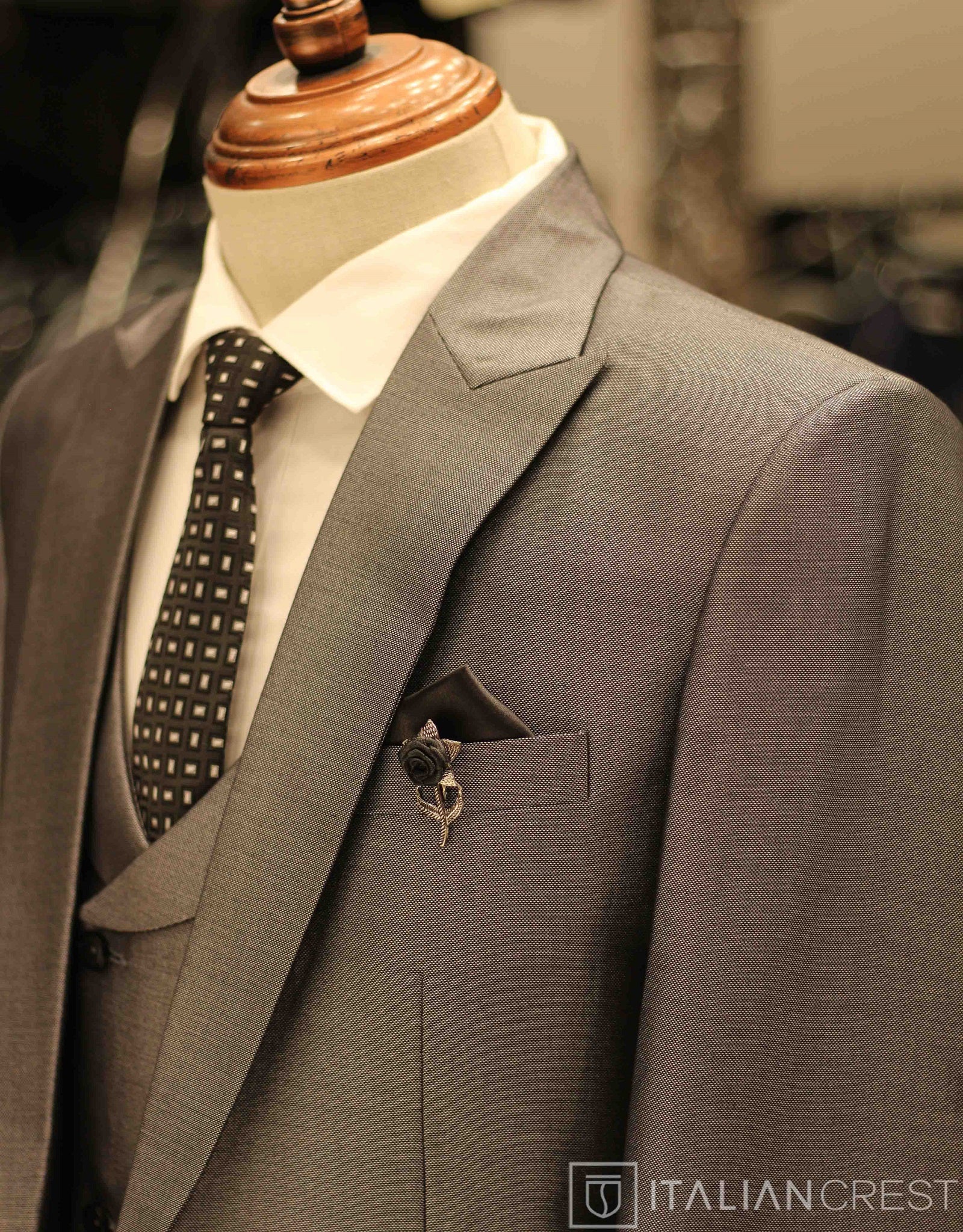 IC17643-3pc Peak Lapel Suits