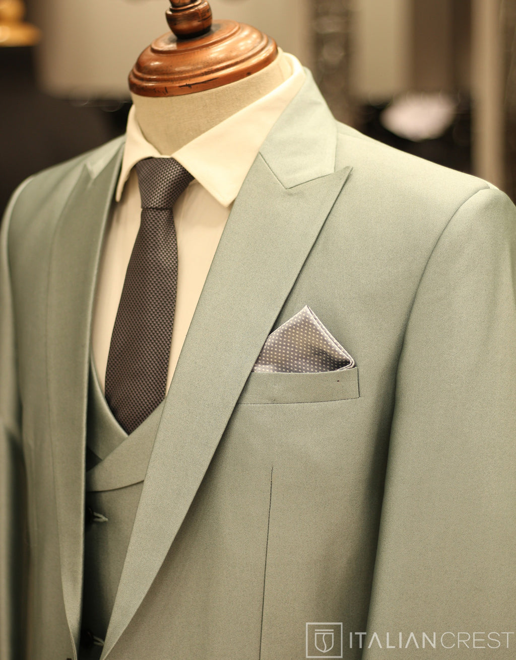 IC17672-3pc Peak Lapel Suits