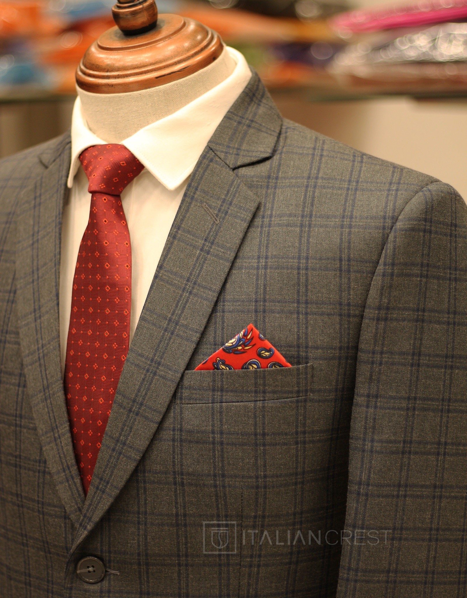 IC10246-S B SUITS