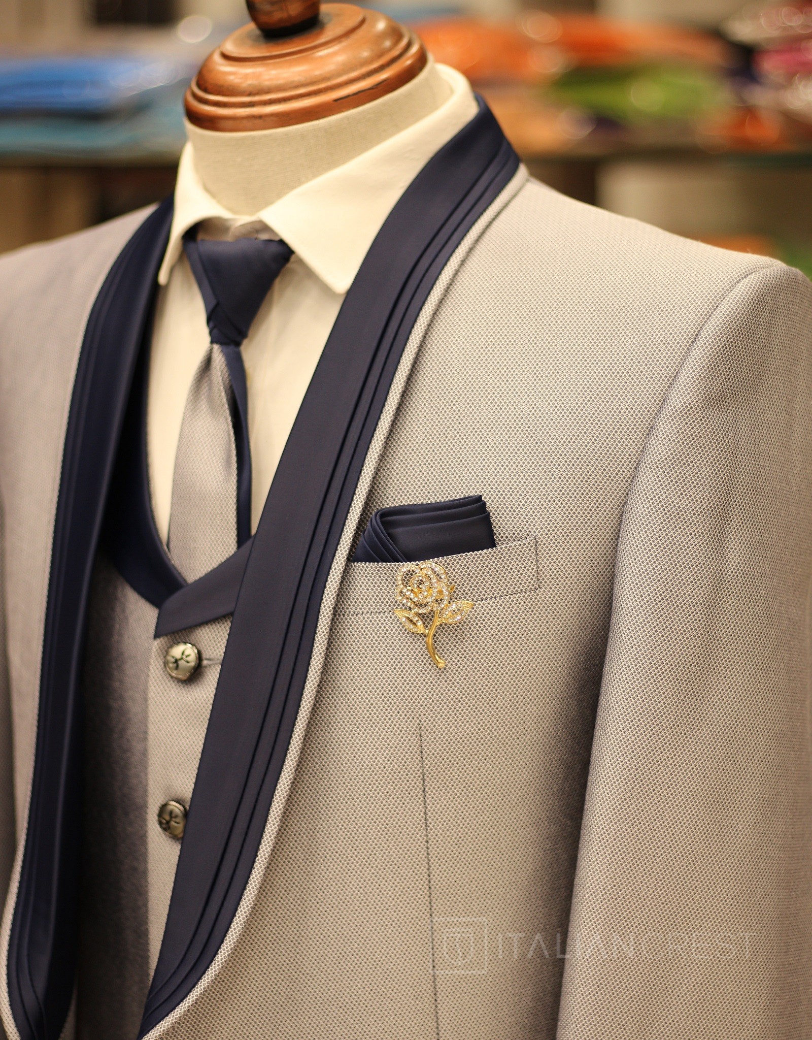 IC1237-5PC WEDDING SUITS