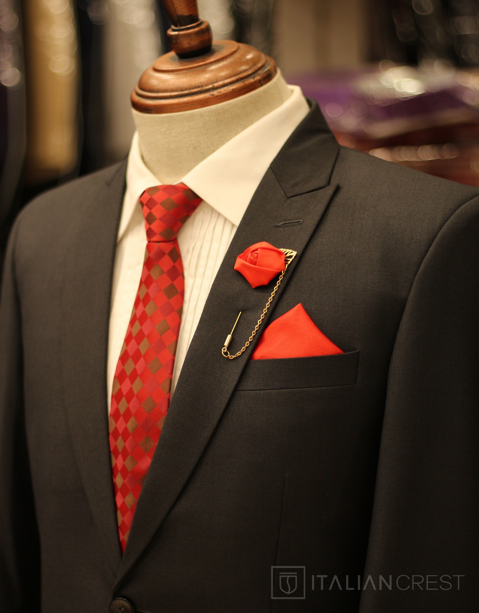 IC13650-PEAK LAPEL SUITS