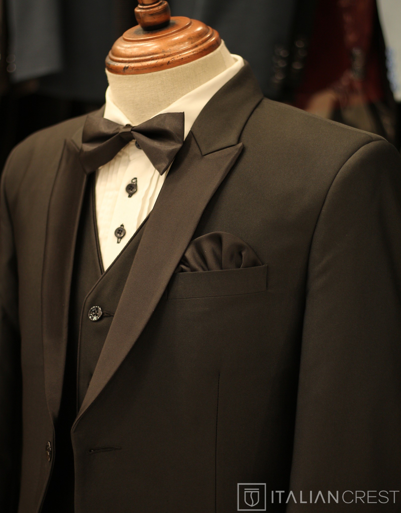 IC17153-3PC TUXEDO SUITS