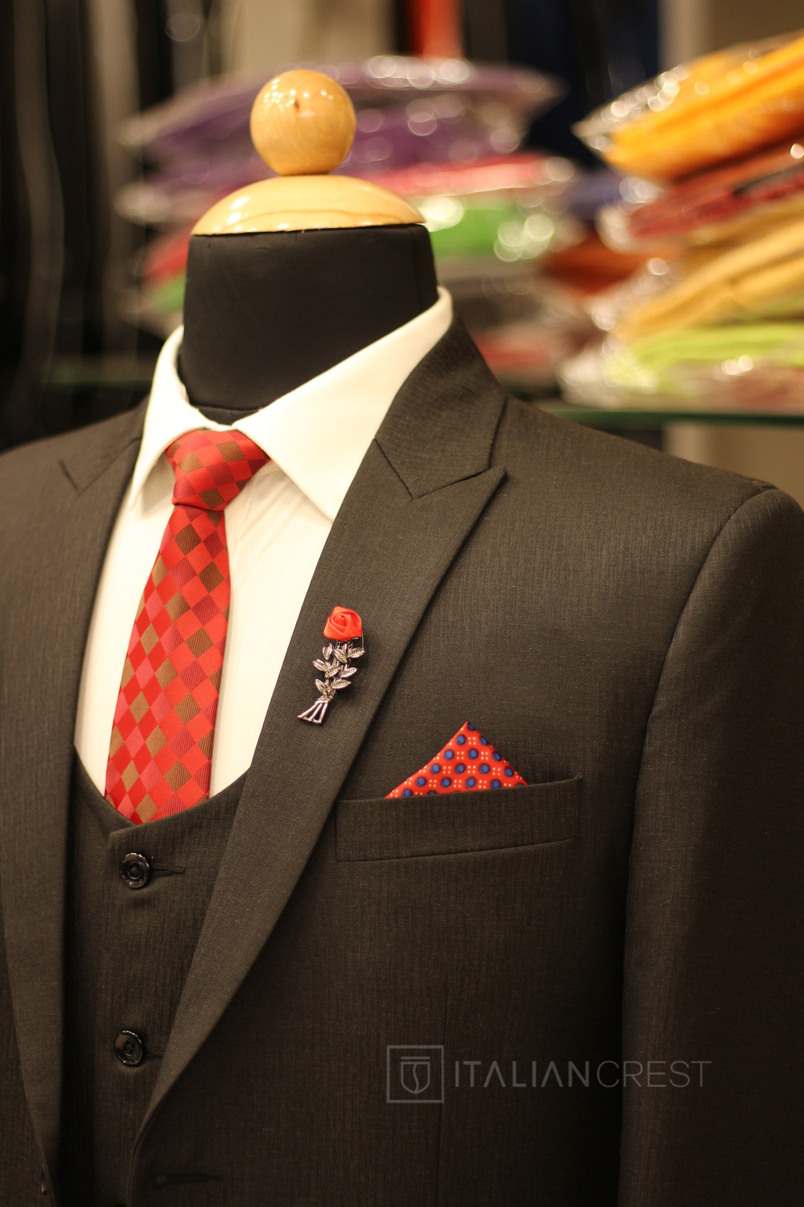 IC17231-3 PIECE SUITS