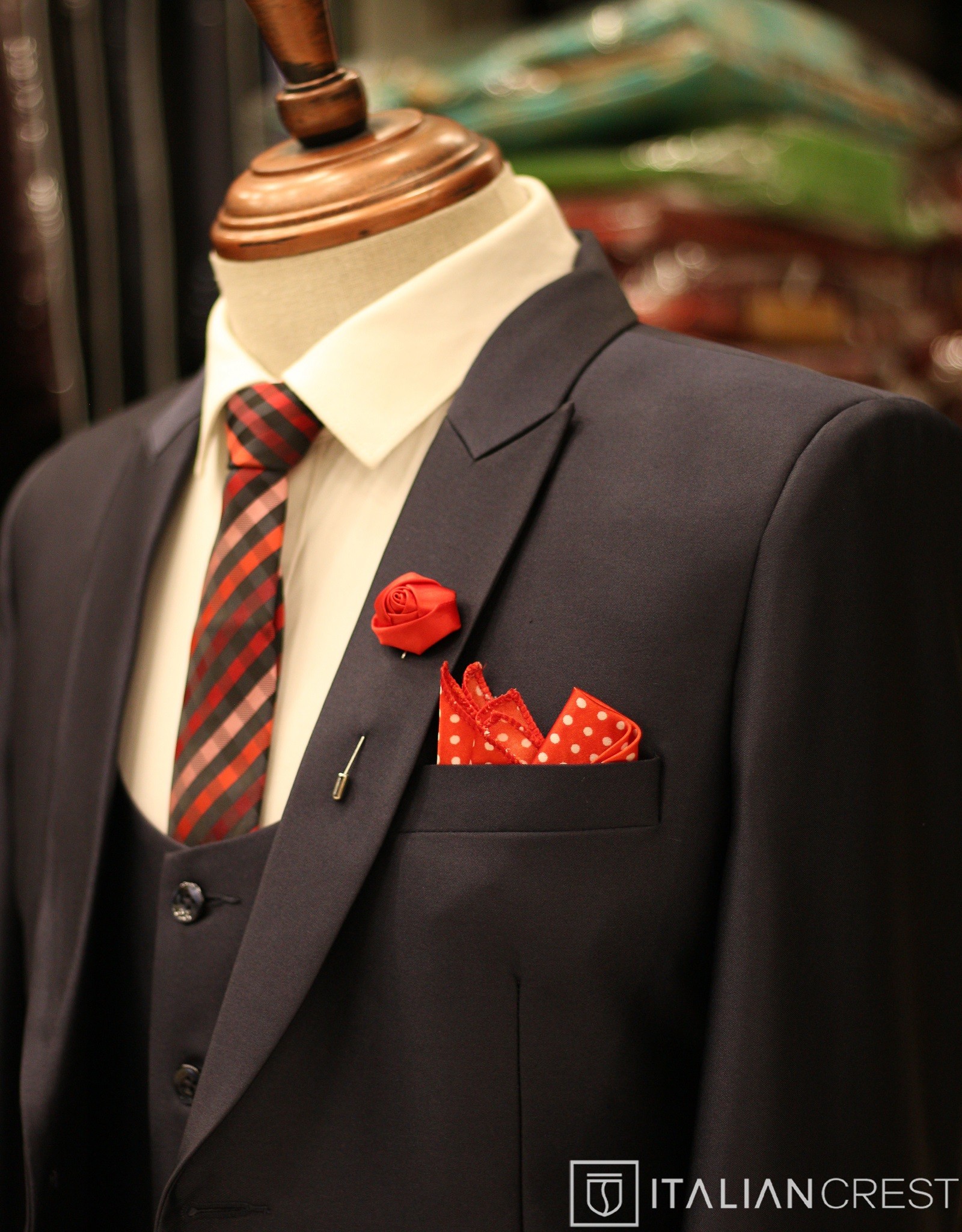 IC17285-3 PIECE SUITS