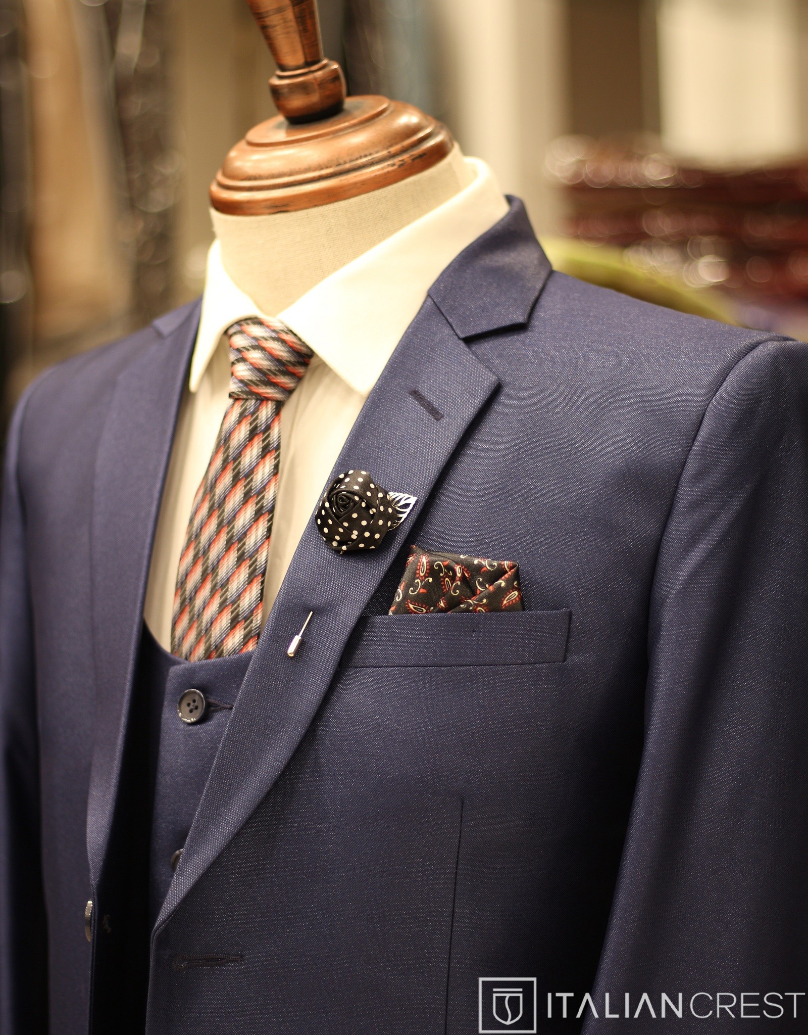IC17437-3 PIECE SUITS