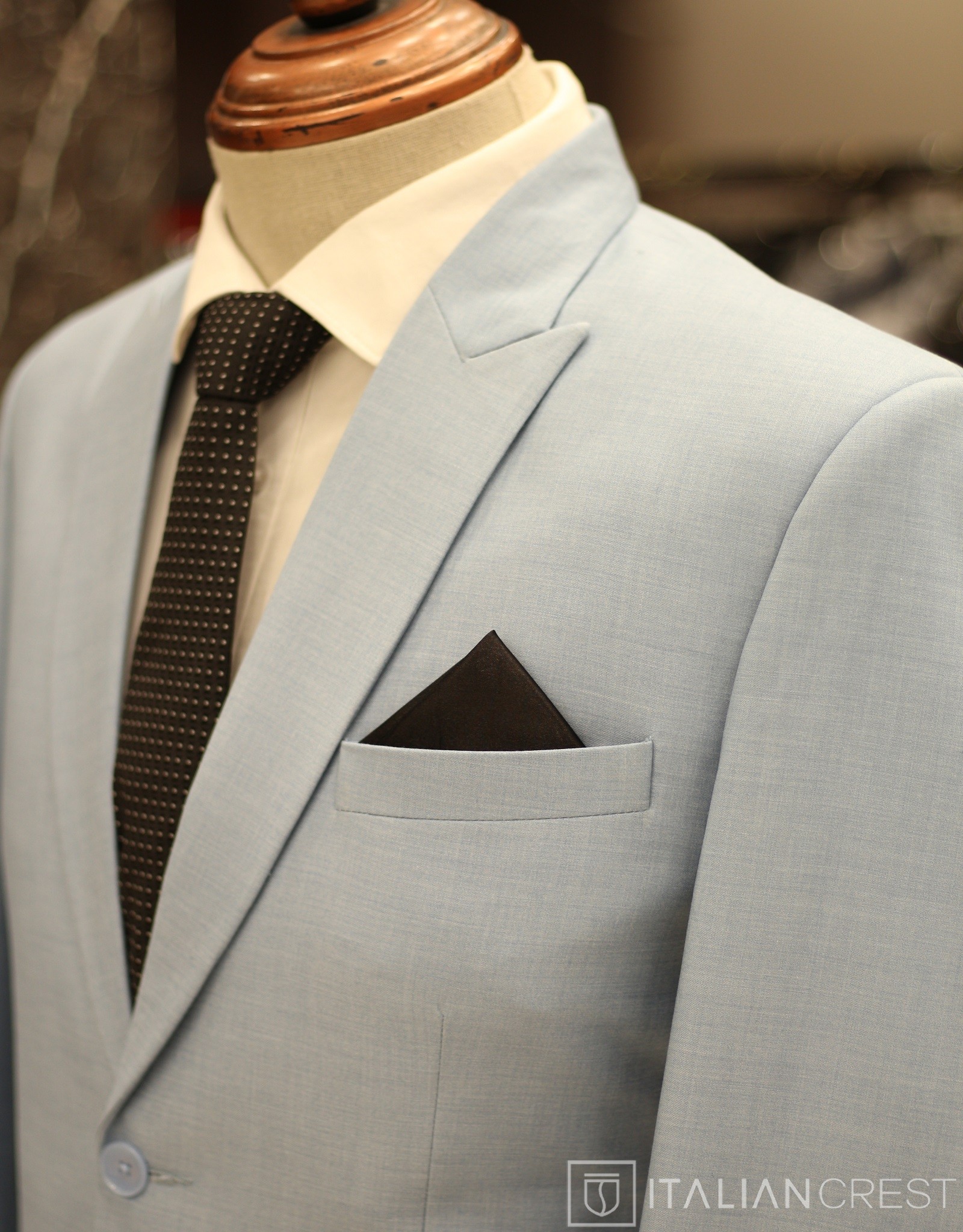 IC13682-PEAK LAPEL SUITS