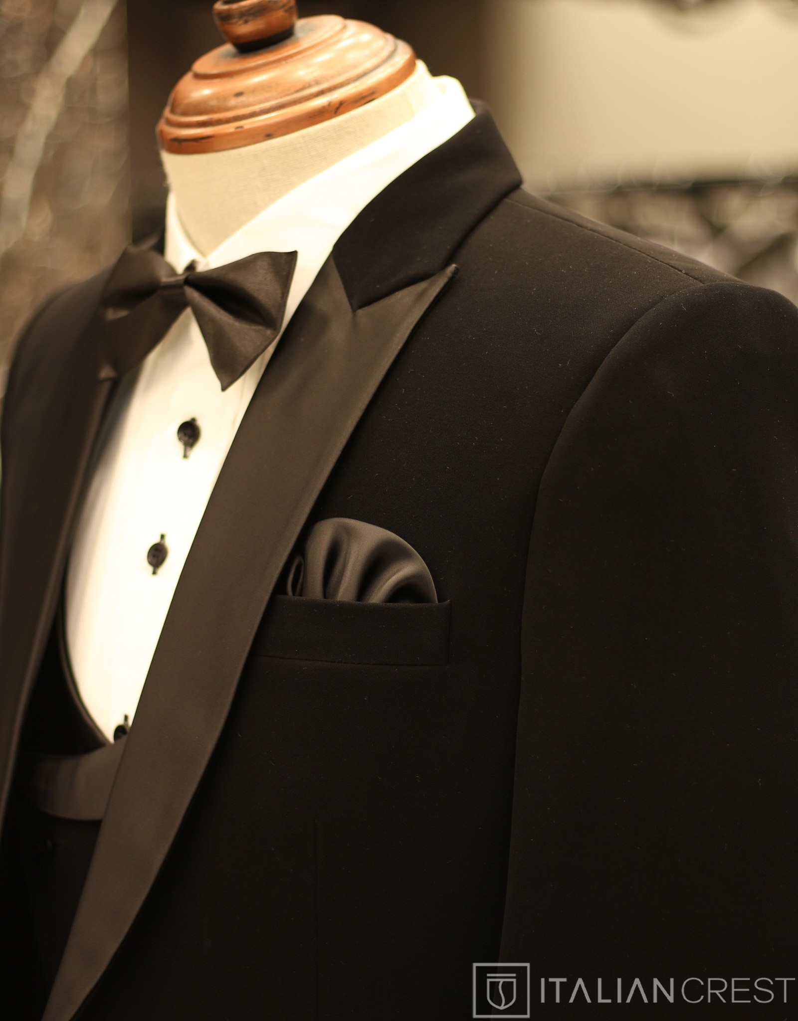 IC16736-3PC TUXEDO SUITS