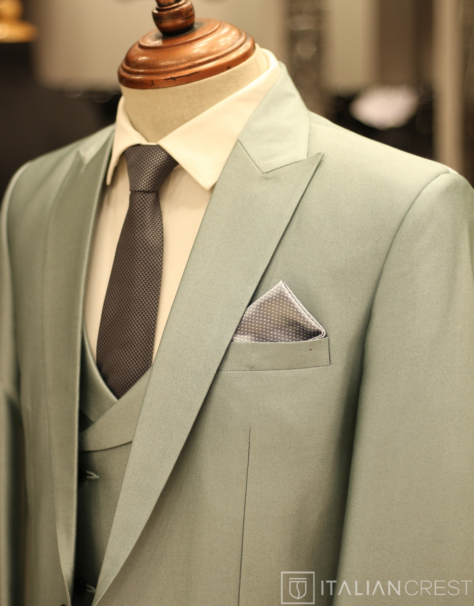 IC17672-3PC PEAK LAPEL SUITS