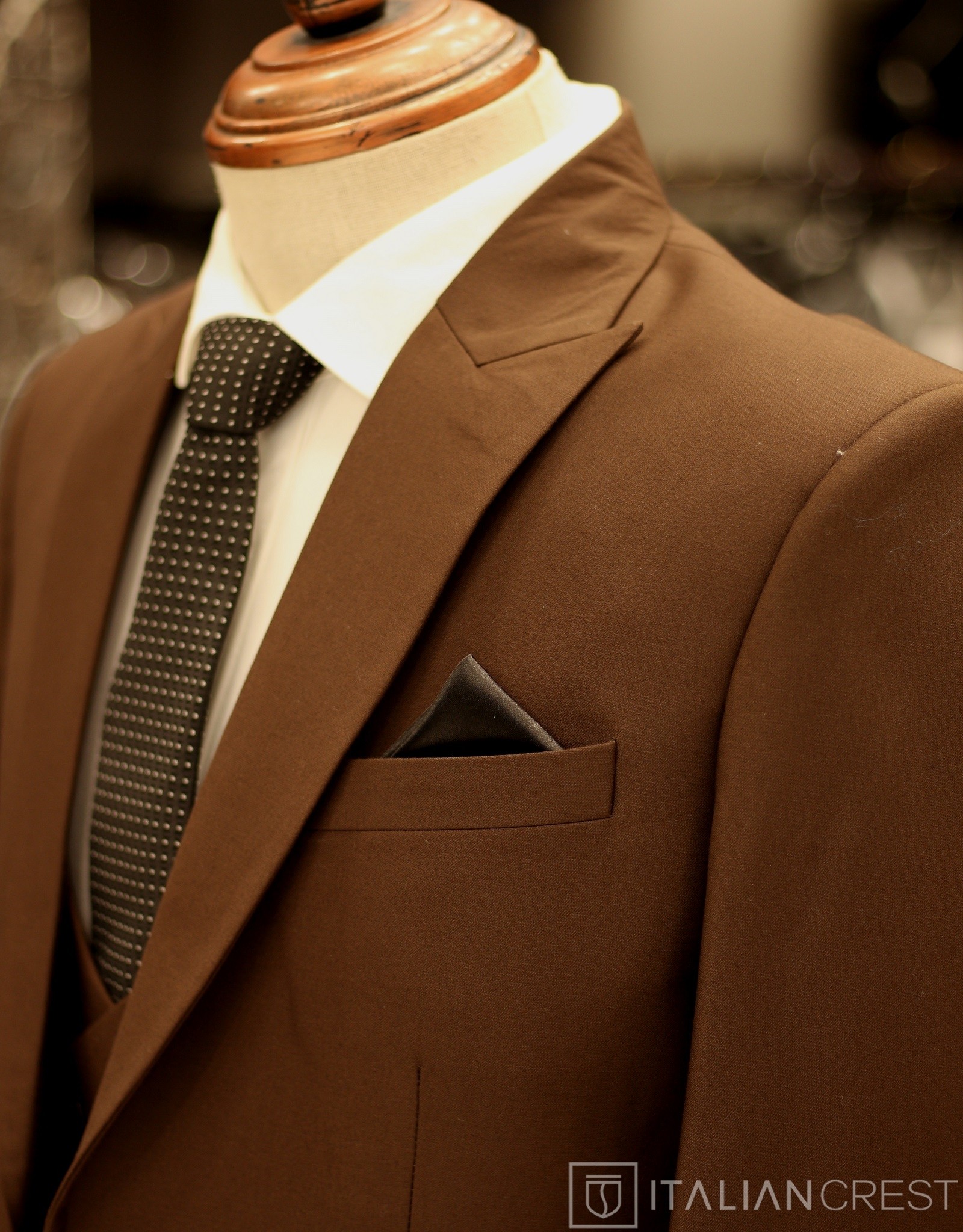 IC17696-3PC PEAK LAPEL SUITS