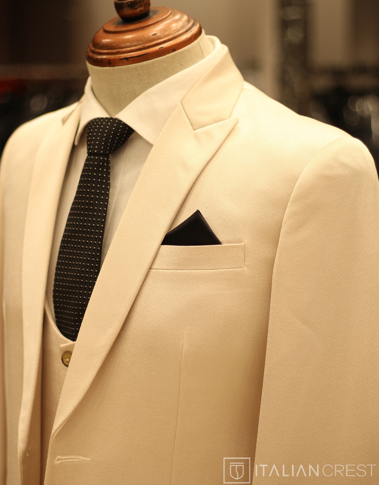 IC17845-3PC PEAK LAPEL SUITS