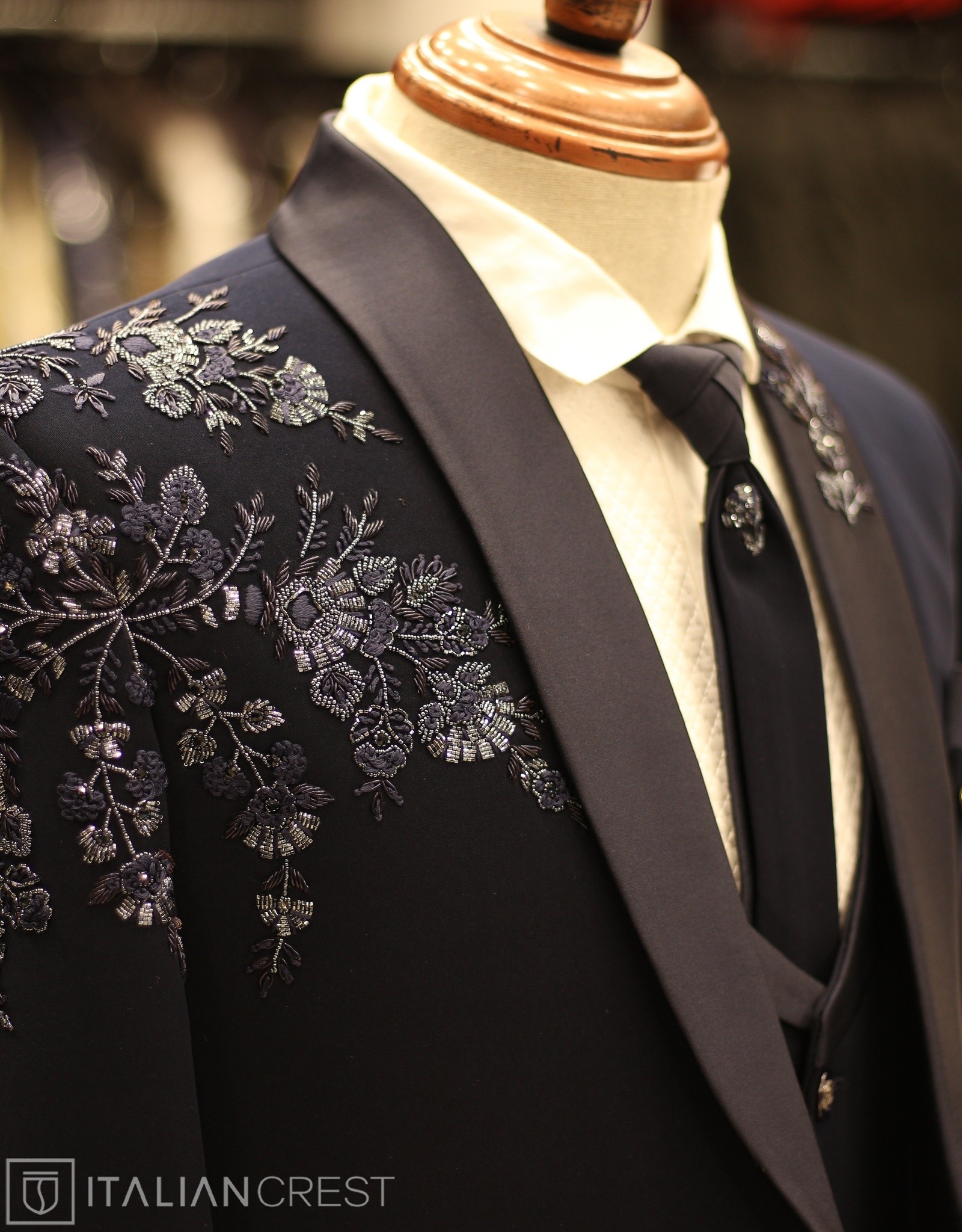 IC2411-5PC WEDDING SUITS